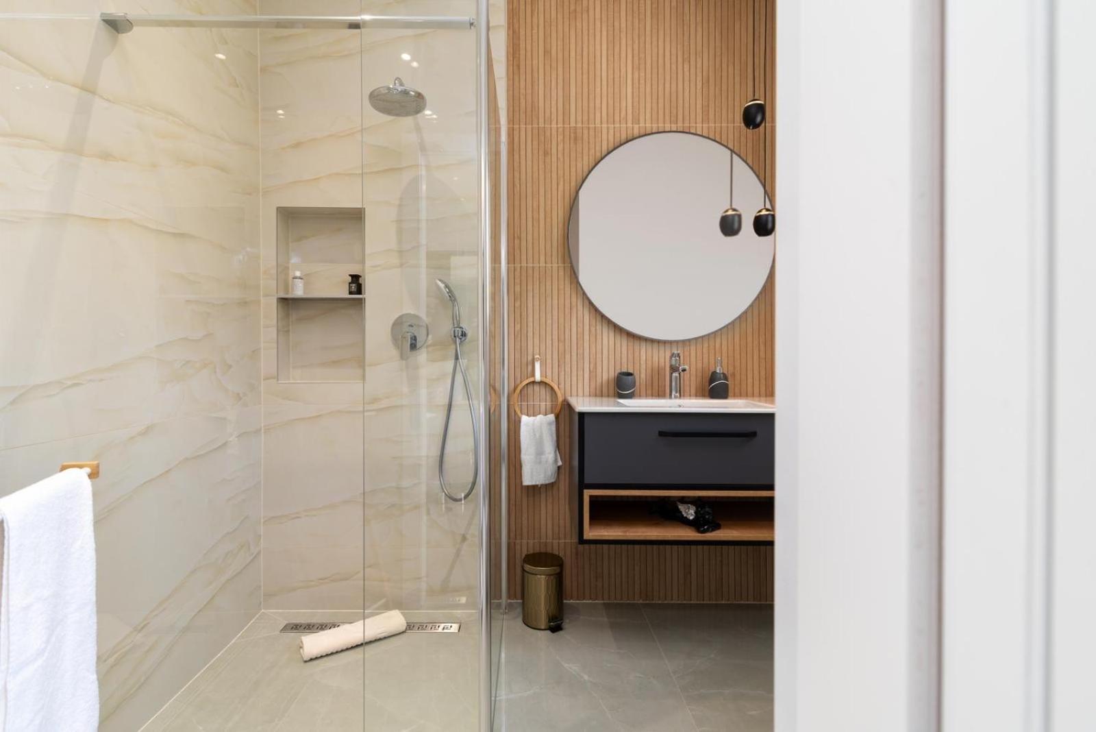 Apartment Katarina โตรกีร์ ภายนอก รูปภาพ